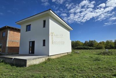 Martinesti, Casa individuala pe etaj, Cartier rezidential nou - 3