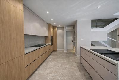 Duplex cu 9 camere cu Canalizare în Pipera - 18