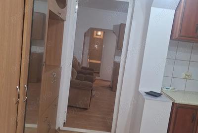 Inchiriez apartament 2 camere - 1
