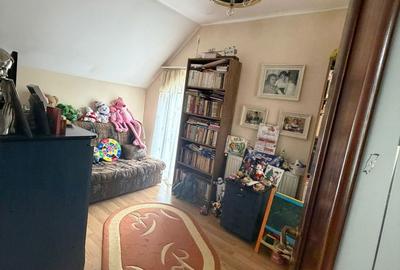 Casă cu 4 camere în Șerbănești - 9