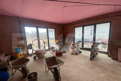 Casă cu 5 camere cu Teren 2100 Mp în Central - 8