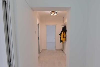 Bulevardul Decebal, stradal, RENOVAT RECENT,metrou Piata Muncii - 2