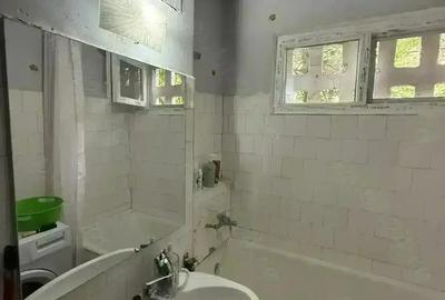 Apartament 3 Camere Decomandat Boxa Garaj Gradina Centrala Proprie Zona Centrala - 5