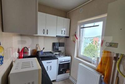 Garsoniera semidecomandata, 26 mp, zona Micro 1 - 7