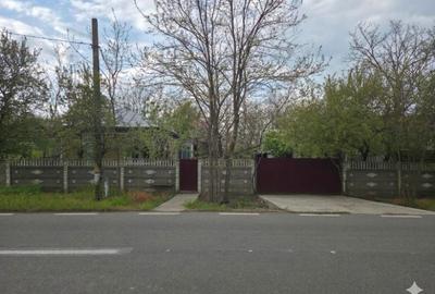 Casă cu 4 camere în Tudor Vladimirescu - 1