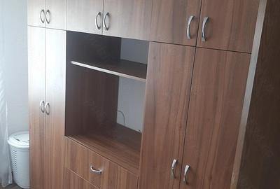 Apartament cu 3 camere decomandat în Central - 1