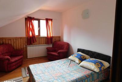 Casă cu 5 camere decomandat cu Teren 240 Mp în Central - 7