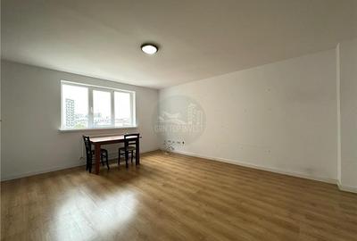 Apartament cu 3 camere decomandat, mobilat în Hipodrom 3 - 3
