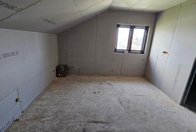 Targsoru Nou - vila P+M 6 camere, 2024 la gri - 159000 euro - 11