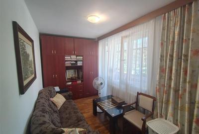 Apartament cu 3 camere, Centru, Etaj Intermediar, 3c-4461 - 2