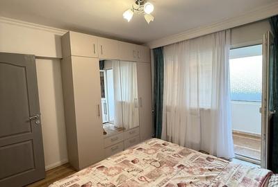 Apartament cu 3 camere decomandat în Lacul Tei - 1