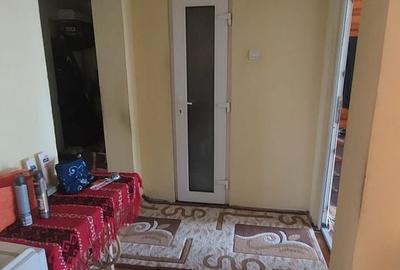 Apartament cu 3 camere în Funcționarilor - 1