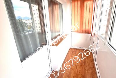 Proprietar – 3 camere, confort 1,  2 băi, 2 balcoane, Tractorul - 11
