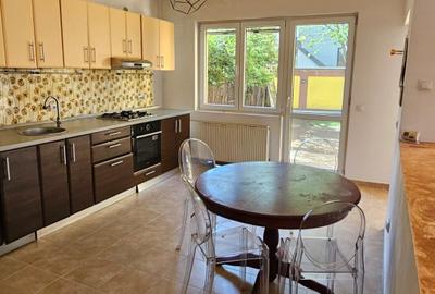 Casă individuală cu 5 camere cu Teren 200 Mp în Central - 4