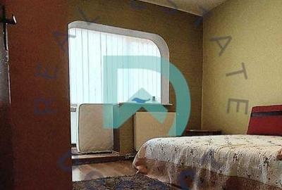 Apartament cu 3 camere decomandat în Calea București - 19