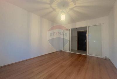 Garsonieră semidecomandată în Uzina 2 - 3