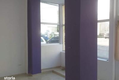 Spațiu comercial, de 40 mp, în Precista - 1