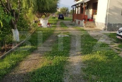 Casă cu 4 camere cu Teren 1420 Mp în Stupini - 4