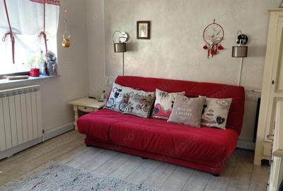 Casă cu Teren 179 Mp în Central