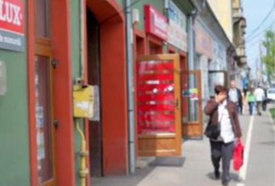 Spațiu comercial, de 60 mp, în Exterior Vest - 5