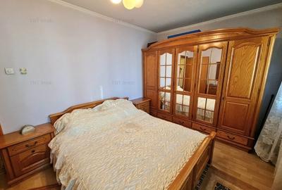 Apartament cu 5 camere decomandat, mobilat în Păcii - 25
