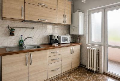 Apartament cu 3 camere decomandat în Craiovei - 5
