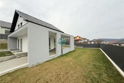 Casă cu 4 camere cu Teren 500 Mp în Sâncraiu de Mureș - 8