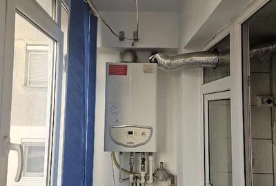 Apartament cu 2 camere decomandat în Micro 20