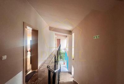 Pensiune superba cu piscina | COMISION 0 | Girocului - 14