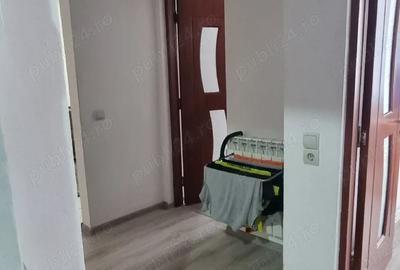 Apartament cu 3 camere semidecomandat în Central - 3