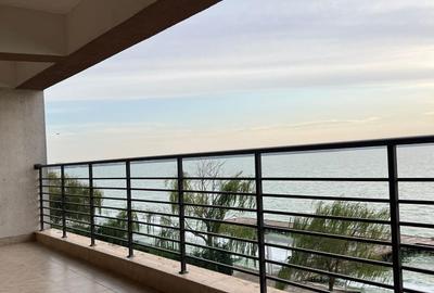 2 camere de închiriat Vedere frontală la lac Mamaia Complex Lake Boutique 500eur - 9