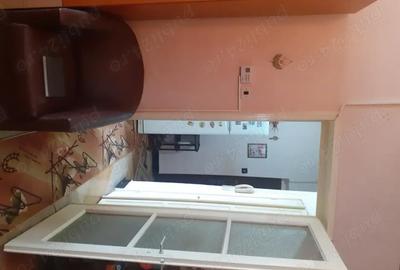 Apartament cu 2 camere semidecomandat în Independenței