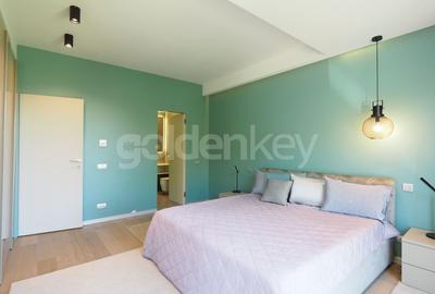 Apartament superb cu gradina | 2 garaje - 9