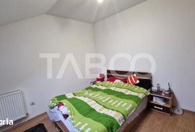Apartament cu 3 camere decomandat, mobilat în Trei Stejari - 4