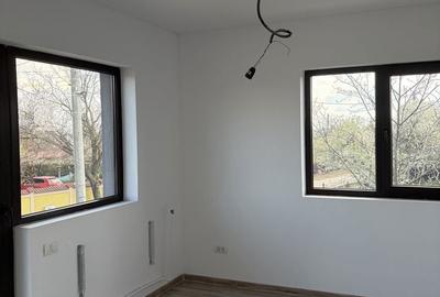 Casă cu 4 camere în Central - 5