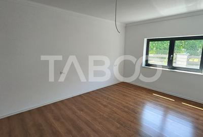 Apartament de vanzare cu 2 camere si curte proprie in bloc nou - 3