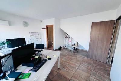 Casă individuală cu 3 camere cu Canalizare în Central - 9