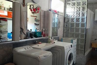 Casă cu 7 camere cu Teren 1420 Mp în Dumbrava - 3