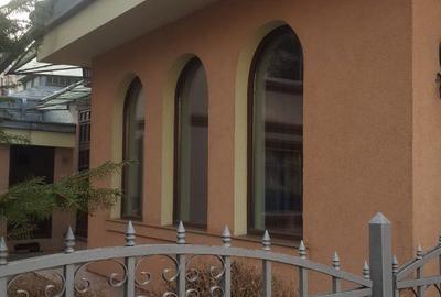 Casă cu 5 camere cu Teren 723 Mp în Central - 3