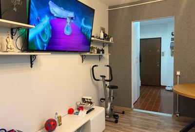 Apartament cu 3 camere semidecomandat, mobilat în Alexandru Obregia - 16