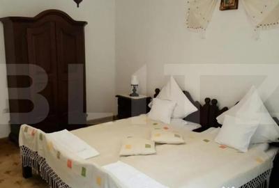 Spațiu comercial, de 500 mp, în Central - 8