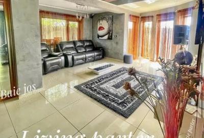 Casă cu 3 camere în Central - 2