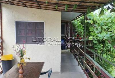 Casă cu 9 camere cu Teren 209 Mp în Eforie