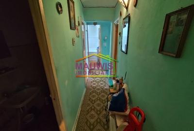 Vand apartament cu 3 camere in zona Bârcă - Rahova. - 7