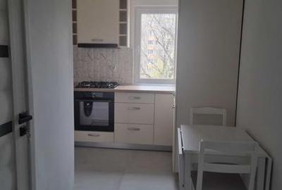 Garsonieră decomandată, mobilată în Astra - 5