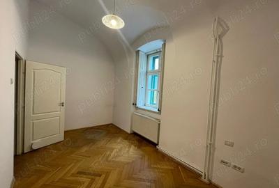 Spațiu comercial, de 15 mp, în Central - 1