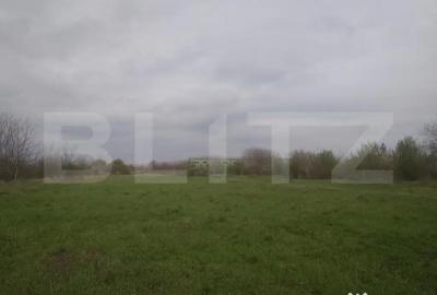 Teren de 3515 mp, în Central - 12