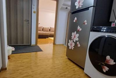 Apartament cu 2 camere decomandat în E3 - 5