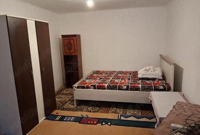 Inchiriez 3 camere -Casa- pe termen lung - 5