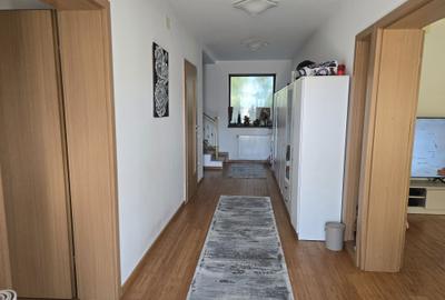 Casă cu 4 camere în Tractorul - 6